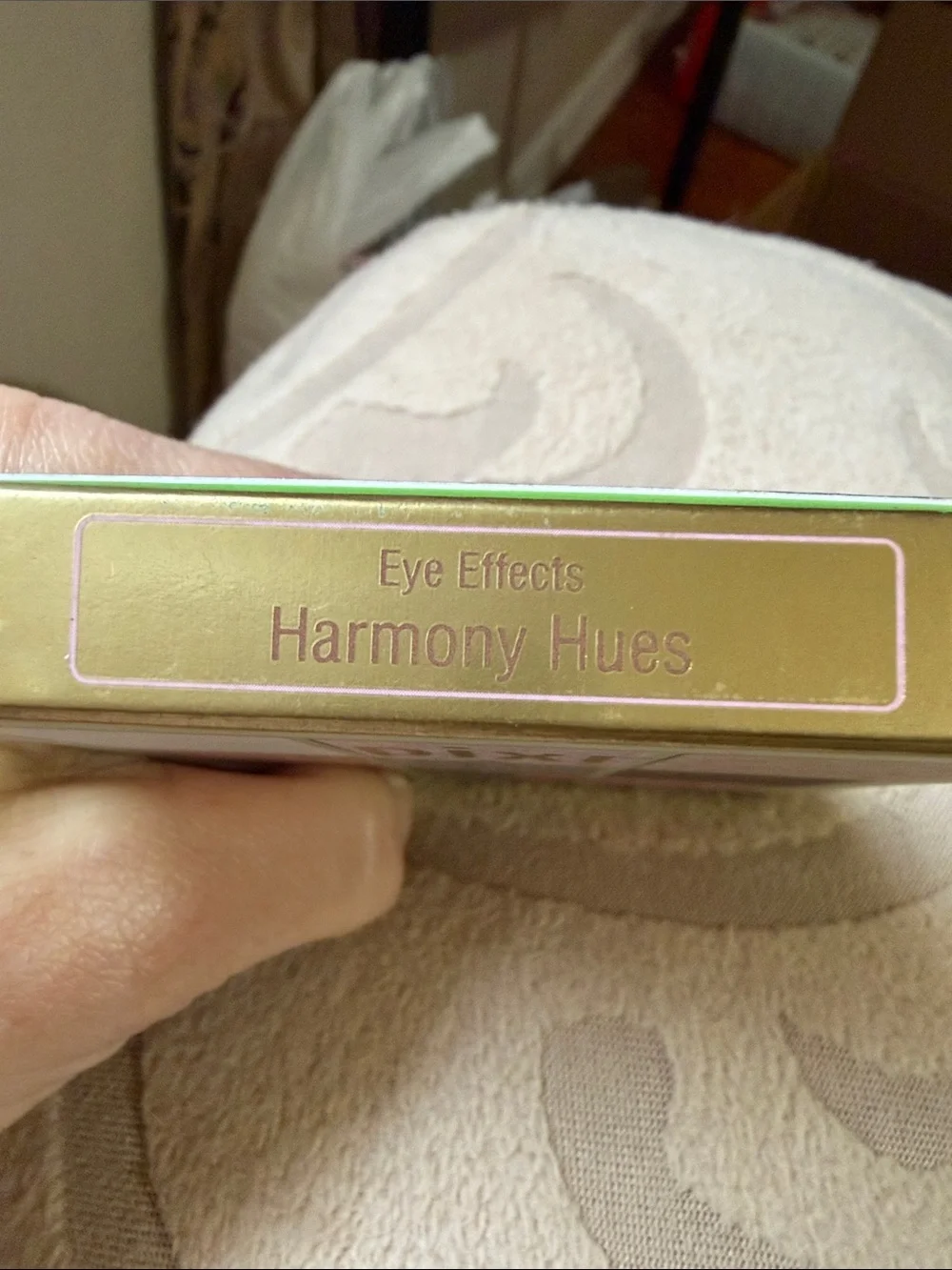 Pixi Hello Kitty Eyeshadow Palette- Harmony Hues